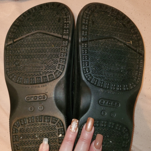 Work Crocs - Picture 2 of 3